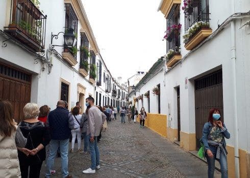 Colas en Córdoba 1