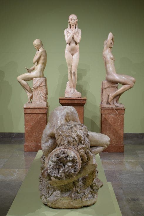Estatuas en el Museo de Bellas Artes